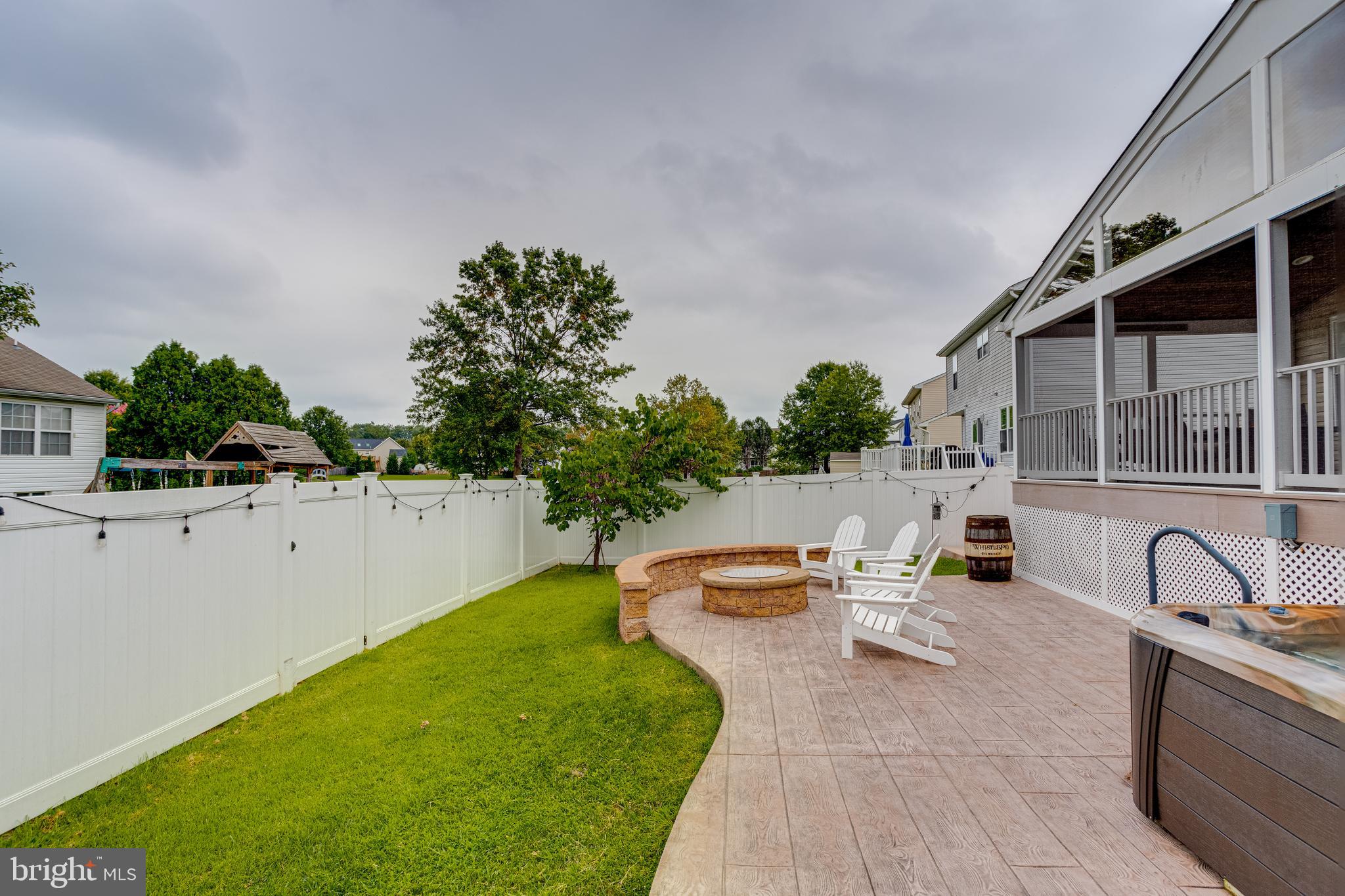 BEACHWOOD ESTATES - Residential