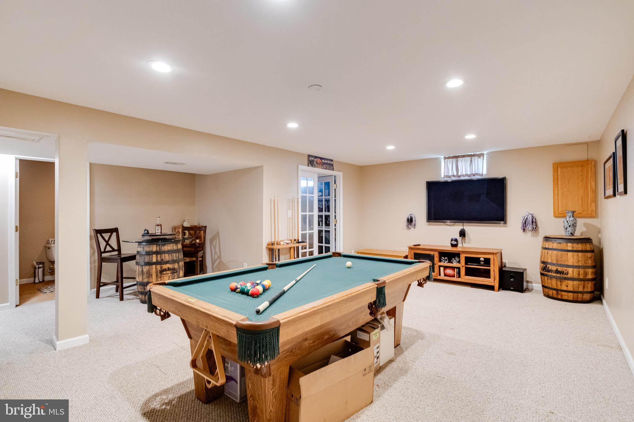 BEACHWOOD ESTATES - Residential