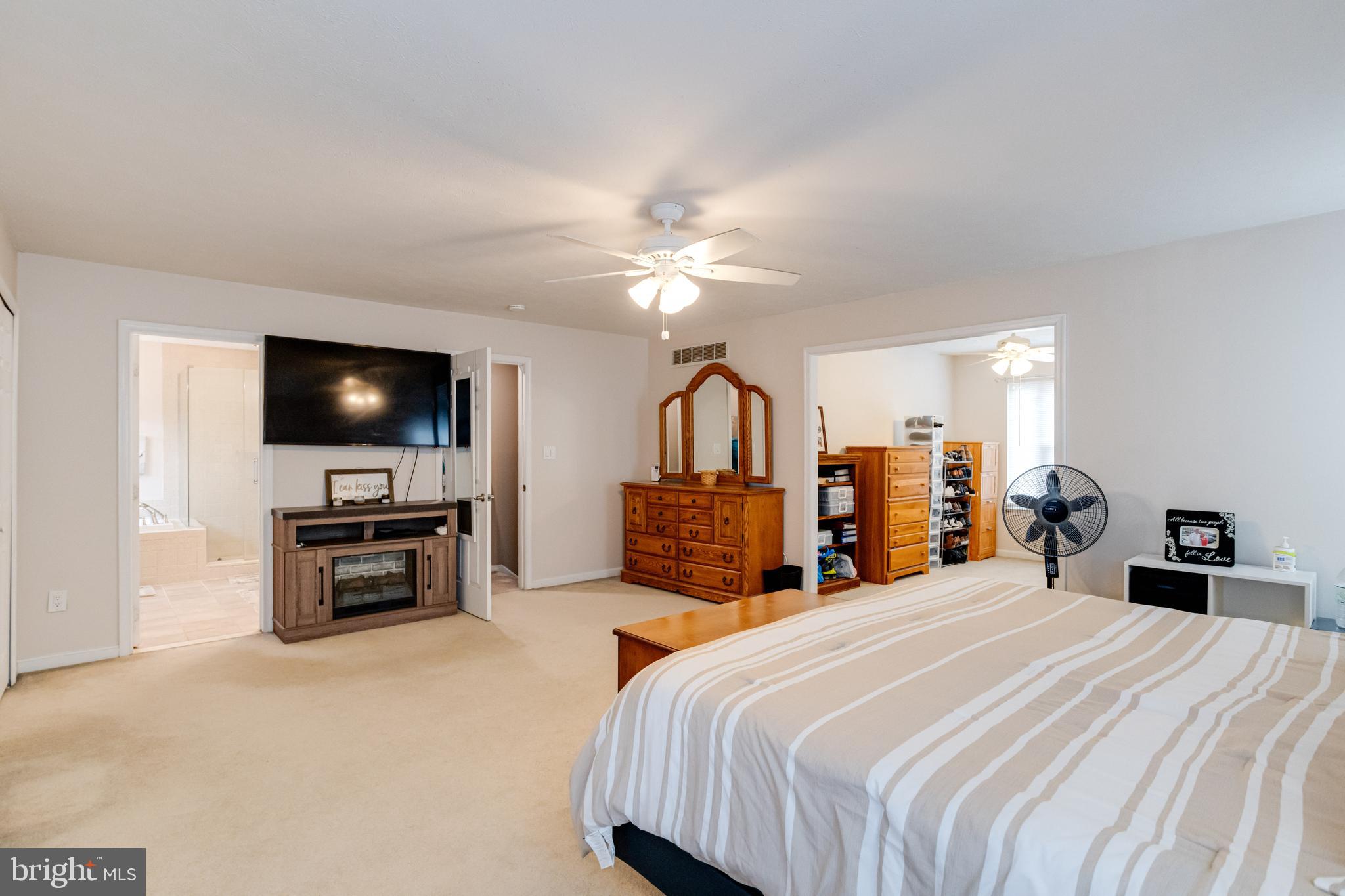 BEACHWOOD ESTATES - Residential