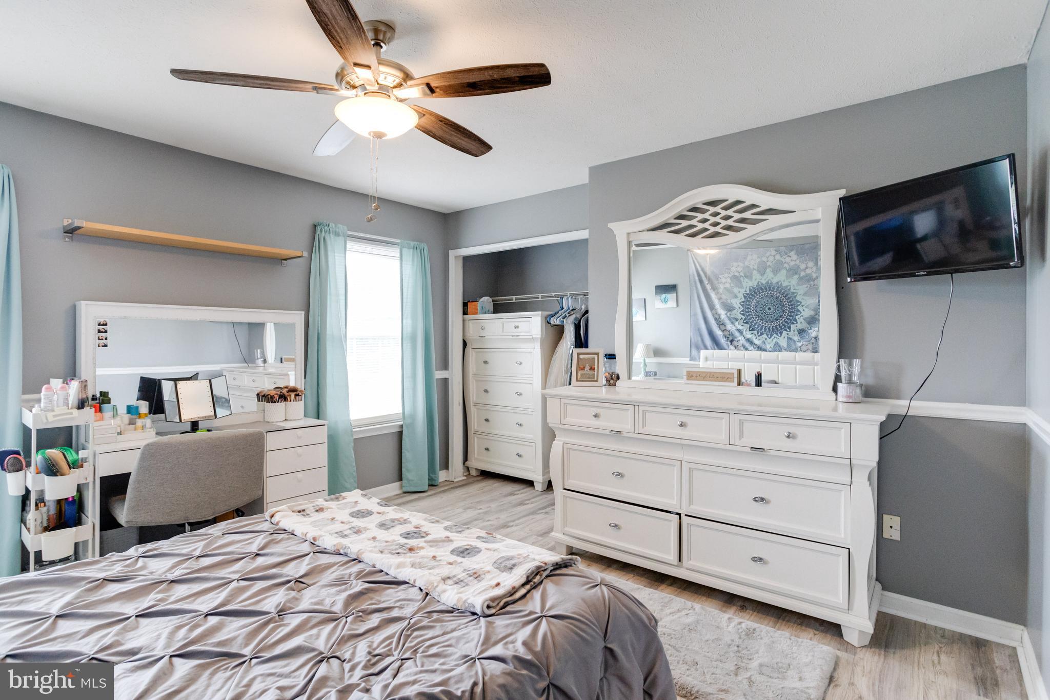 BEACHWOOD ESTATES - Residential