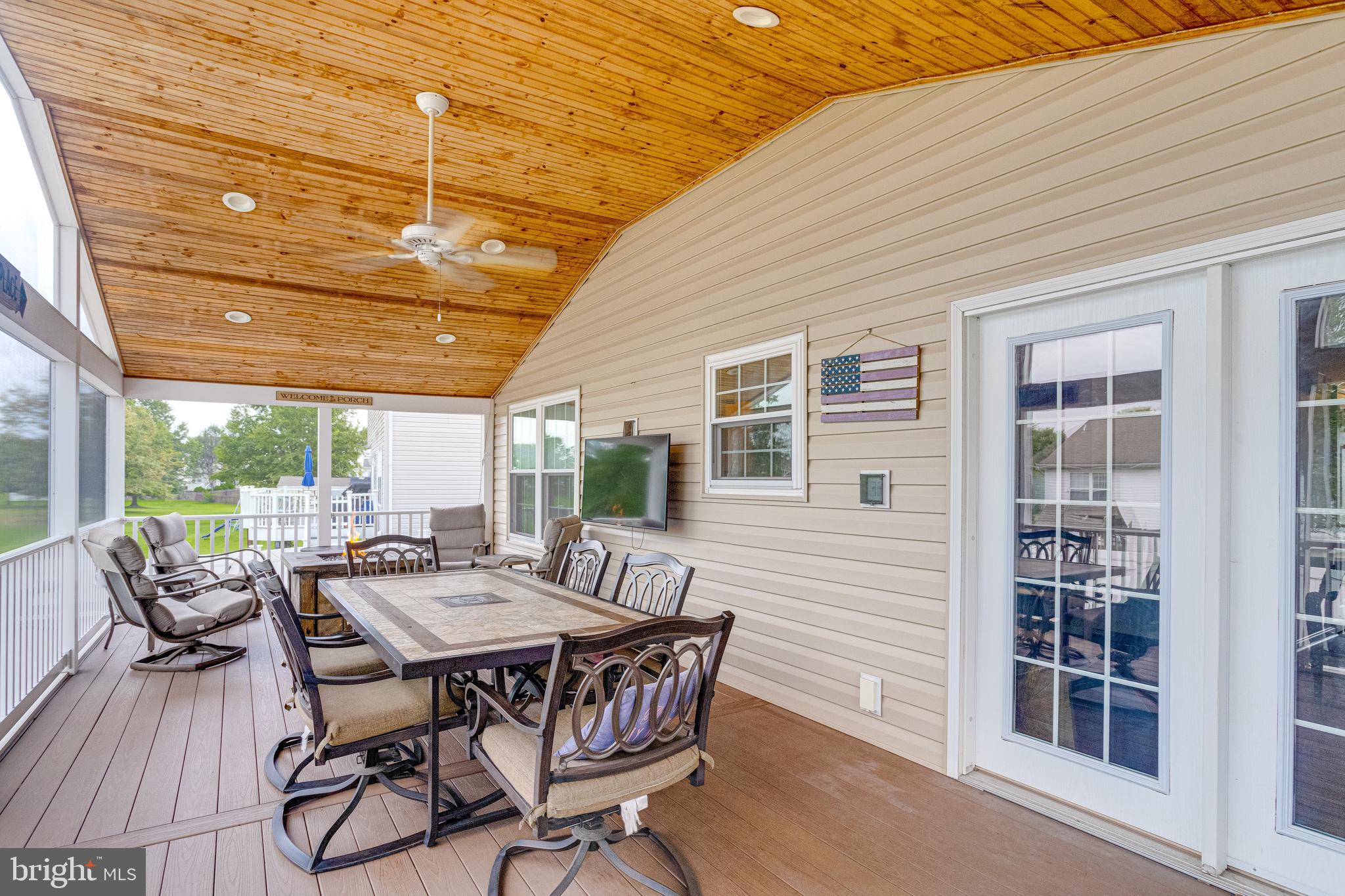 BEACHWOOD ESTATES - Residential