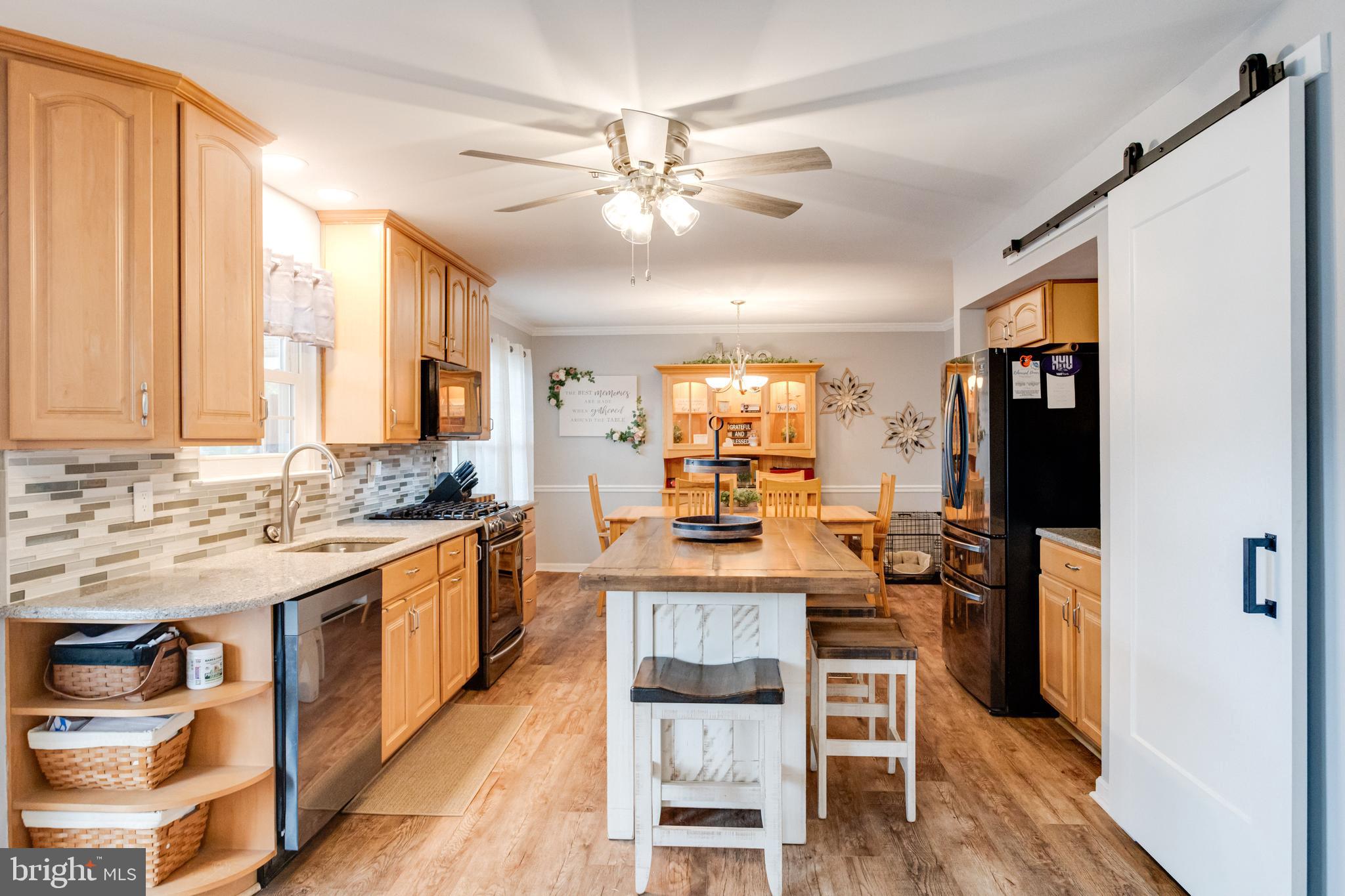 BEACHWOOD ESTATES - Residential