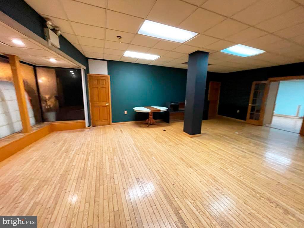 303 S CENTRE STREET