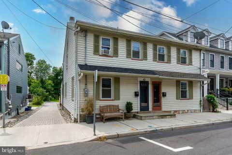Townhouse For Rent - 43 Ferry Street<br/> LAMBERTVILLE, NJ 08530