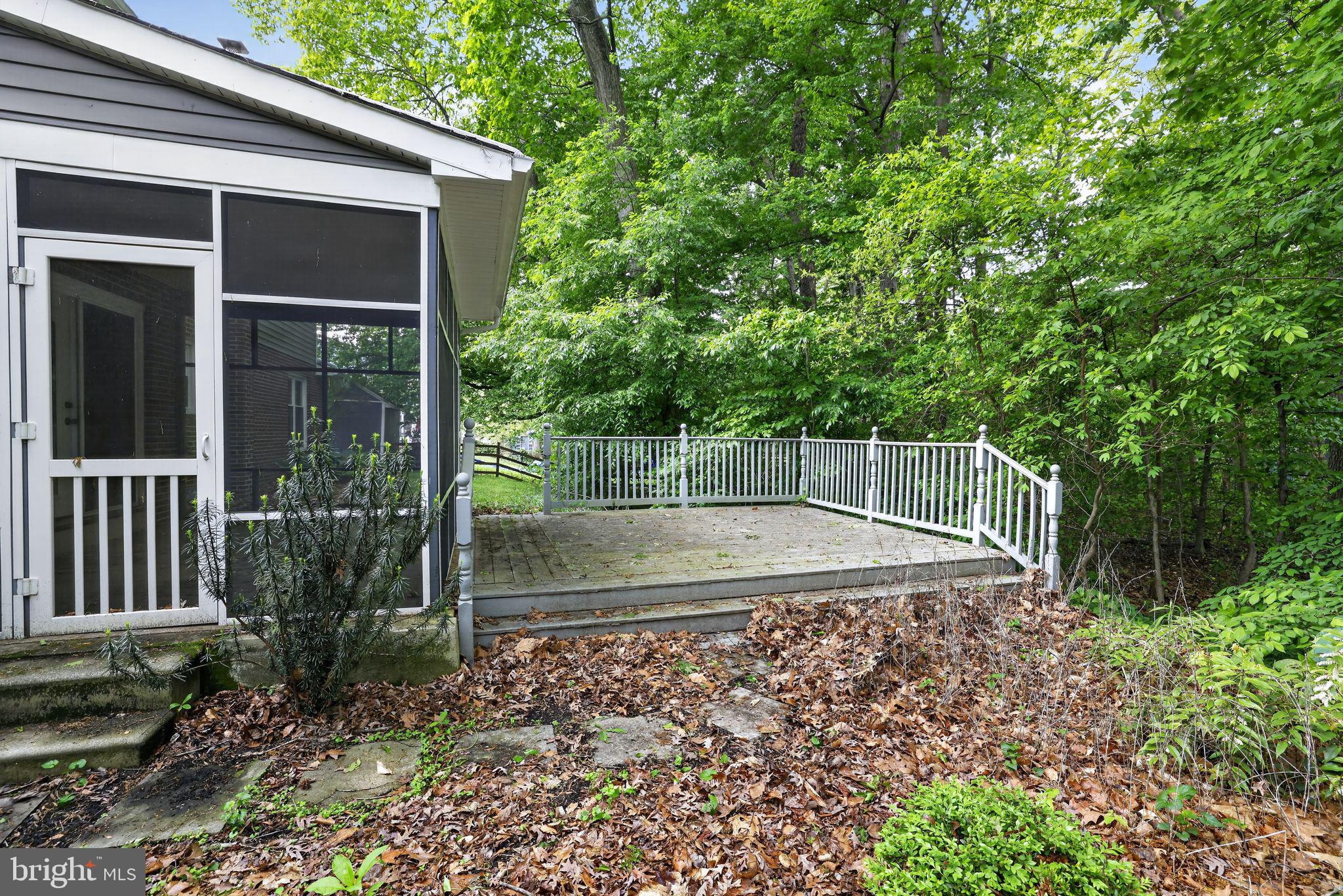 CARAVEL FARMS - Residential