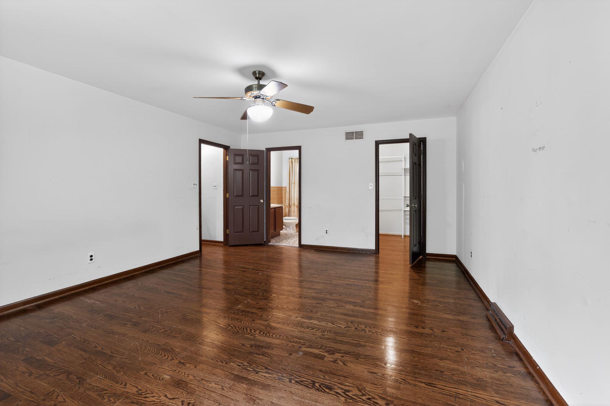 CARAVEL FARMS - Residential