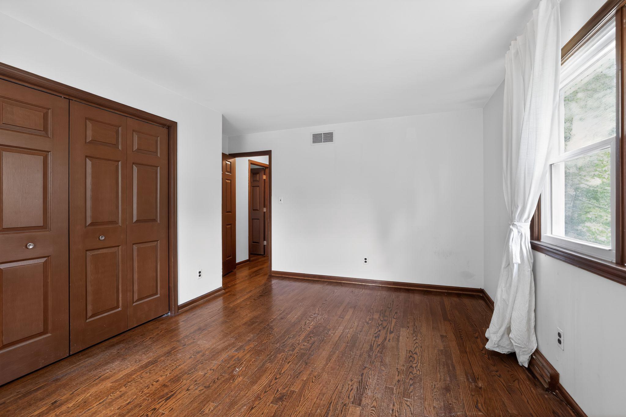 CARAVEL FARMS - Residential
