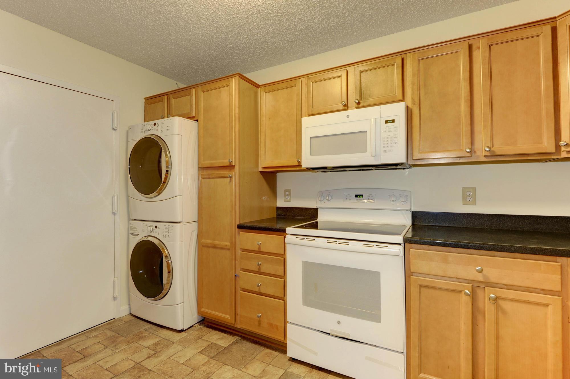 REGENCY AT MCLEAN - Residential