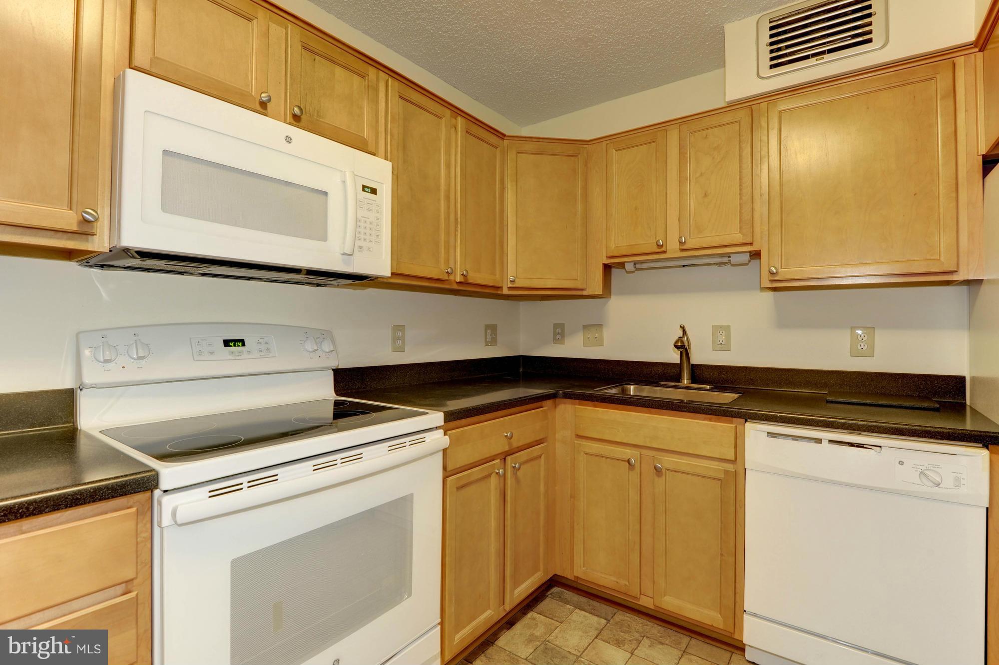 REGENCY AT MCLEAN - Residential