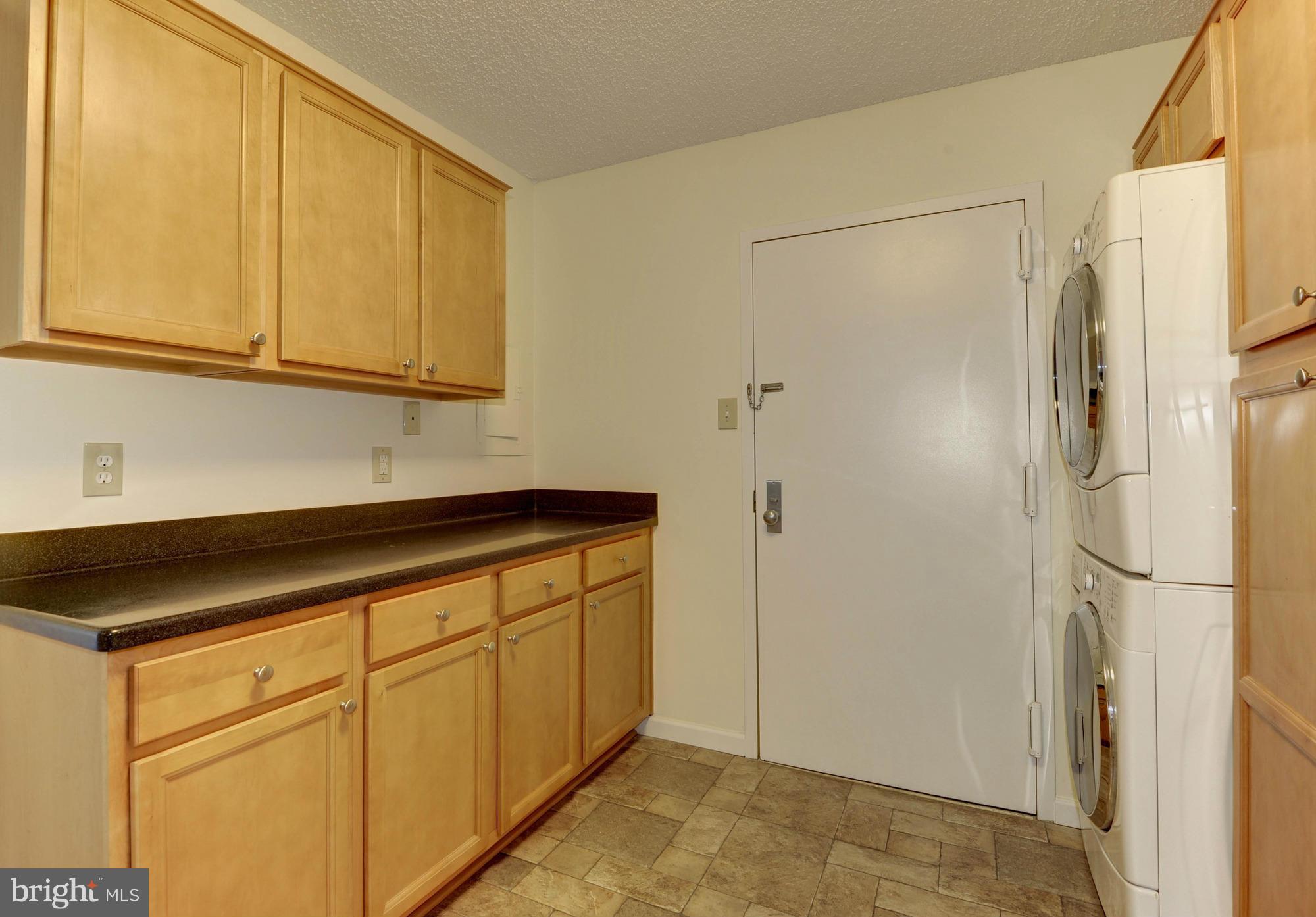 REGENCY AT MCLEAN - Residential