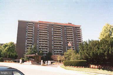 REGENCY AT MCLEAN - Residential