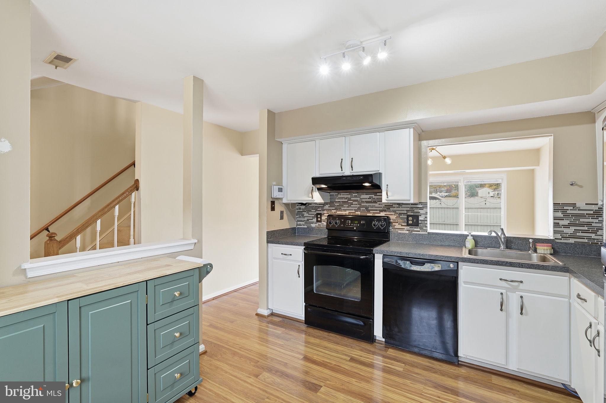 PROVIDENCE VILLAGE - Residential Lease