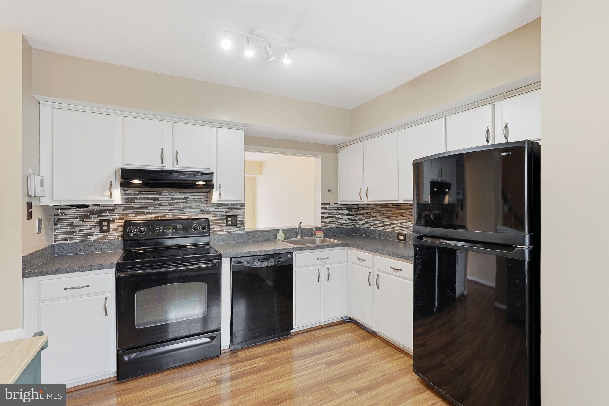 PROVIDENCE VILLAGE - Residential Lease