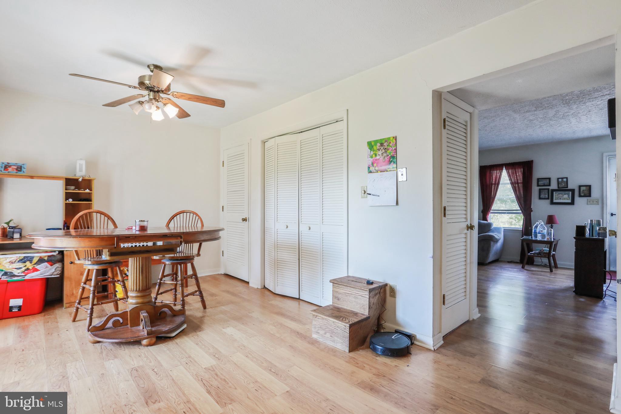 LAKEVIEW HEIGHTS - Residential