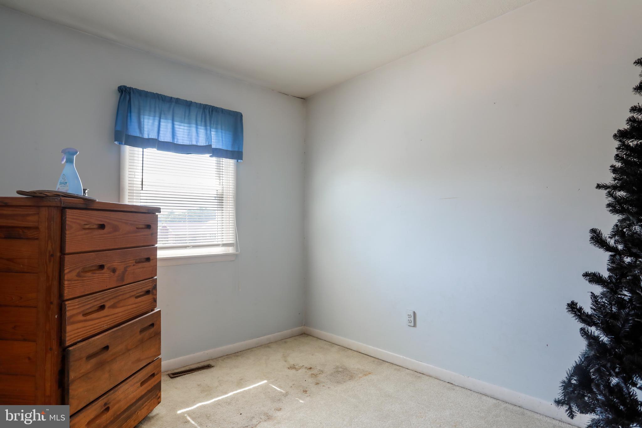 LAKEVIEW HEIGHTS - Residential