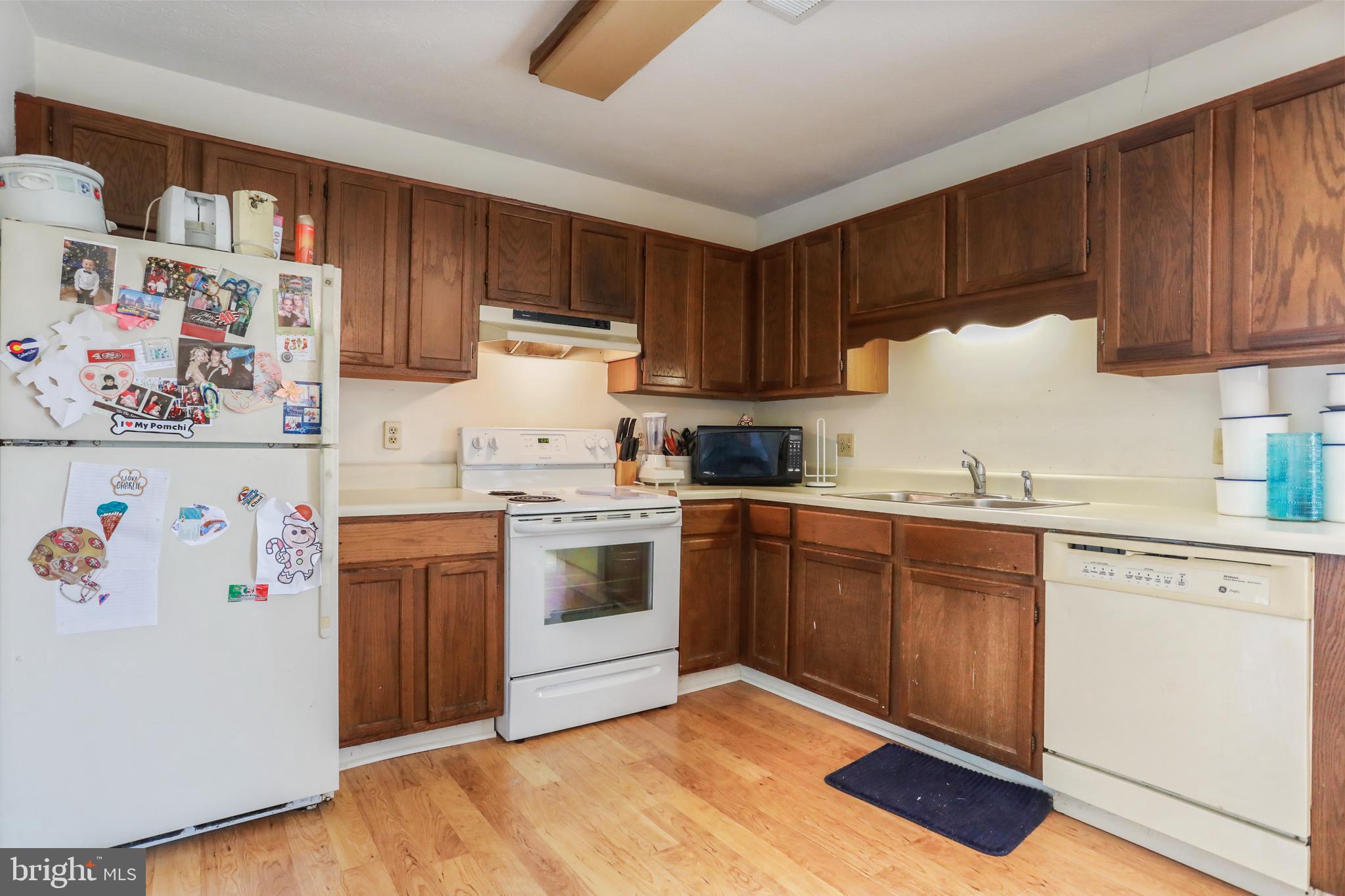 LAKEVIEW HEIGHTS - Residential