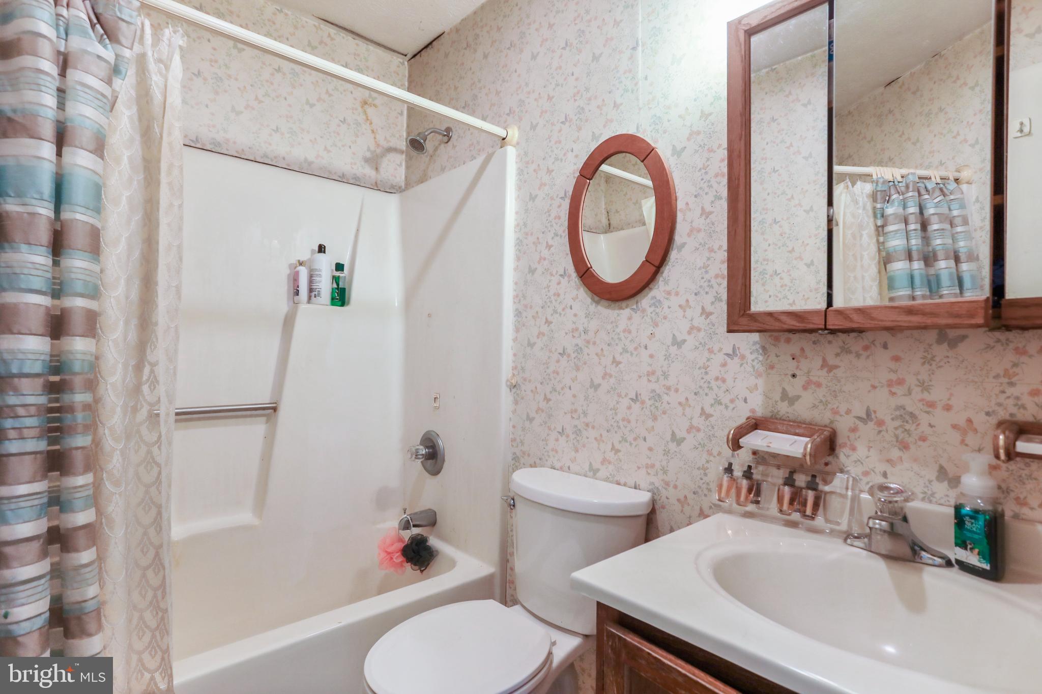 LAKEVIEW HEIGHTS - Residential