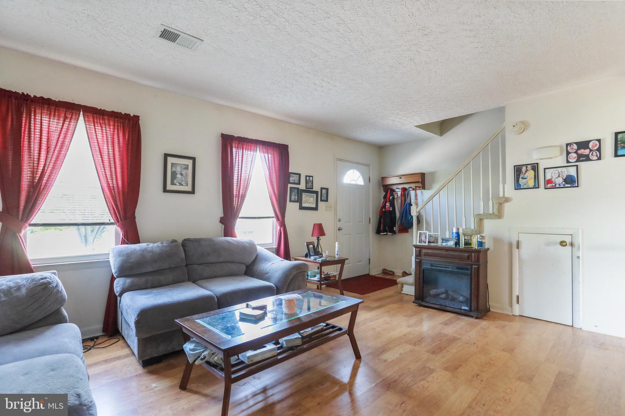 LAKEVIEW HEIGHTS - Residential