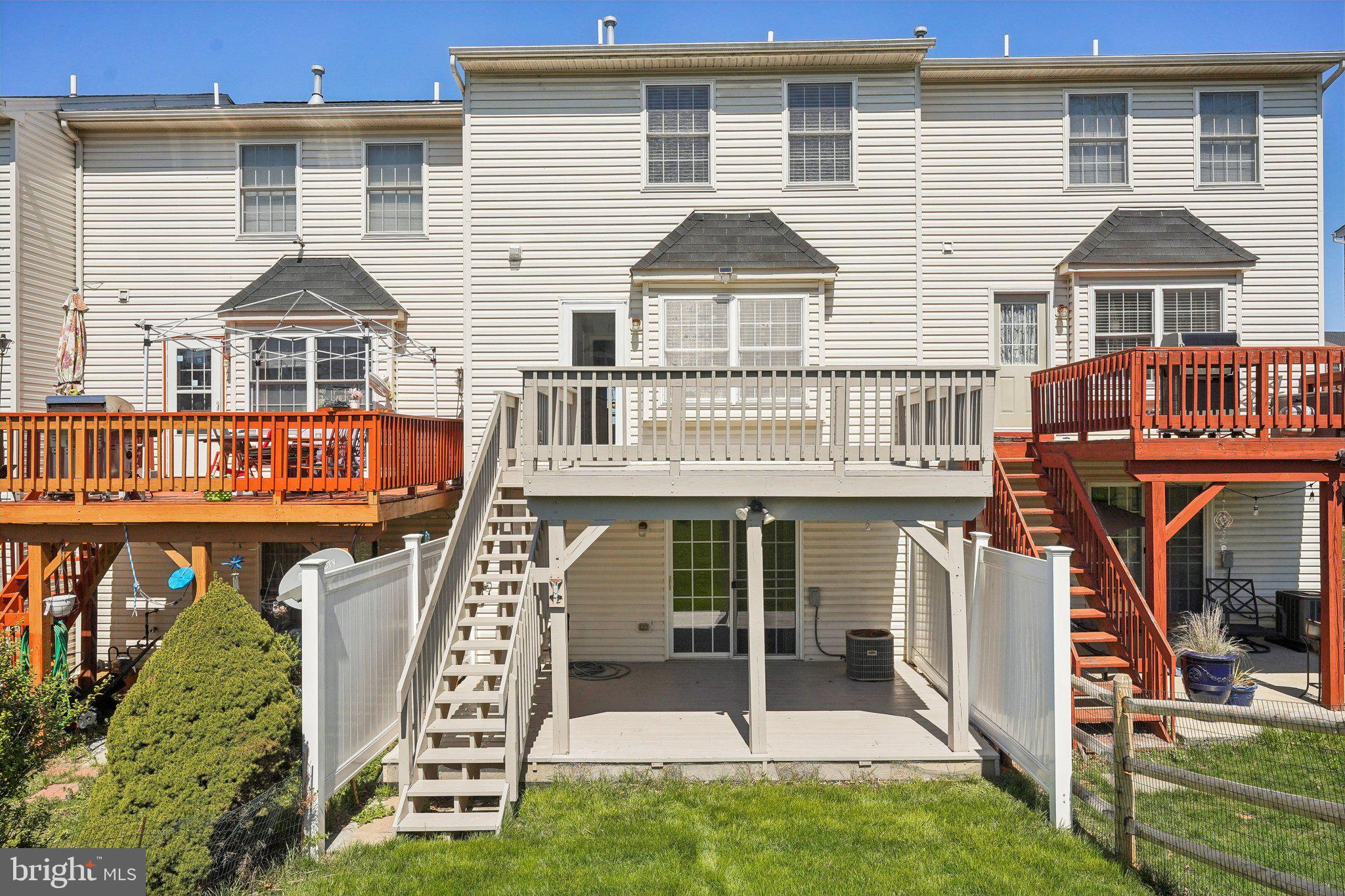 MARKET SQUARE - Residential