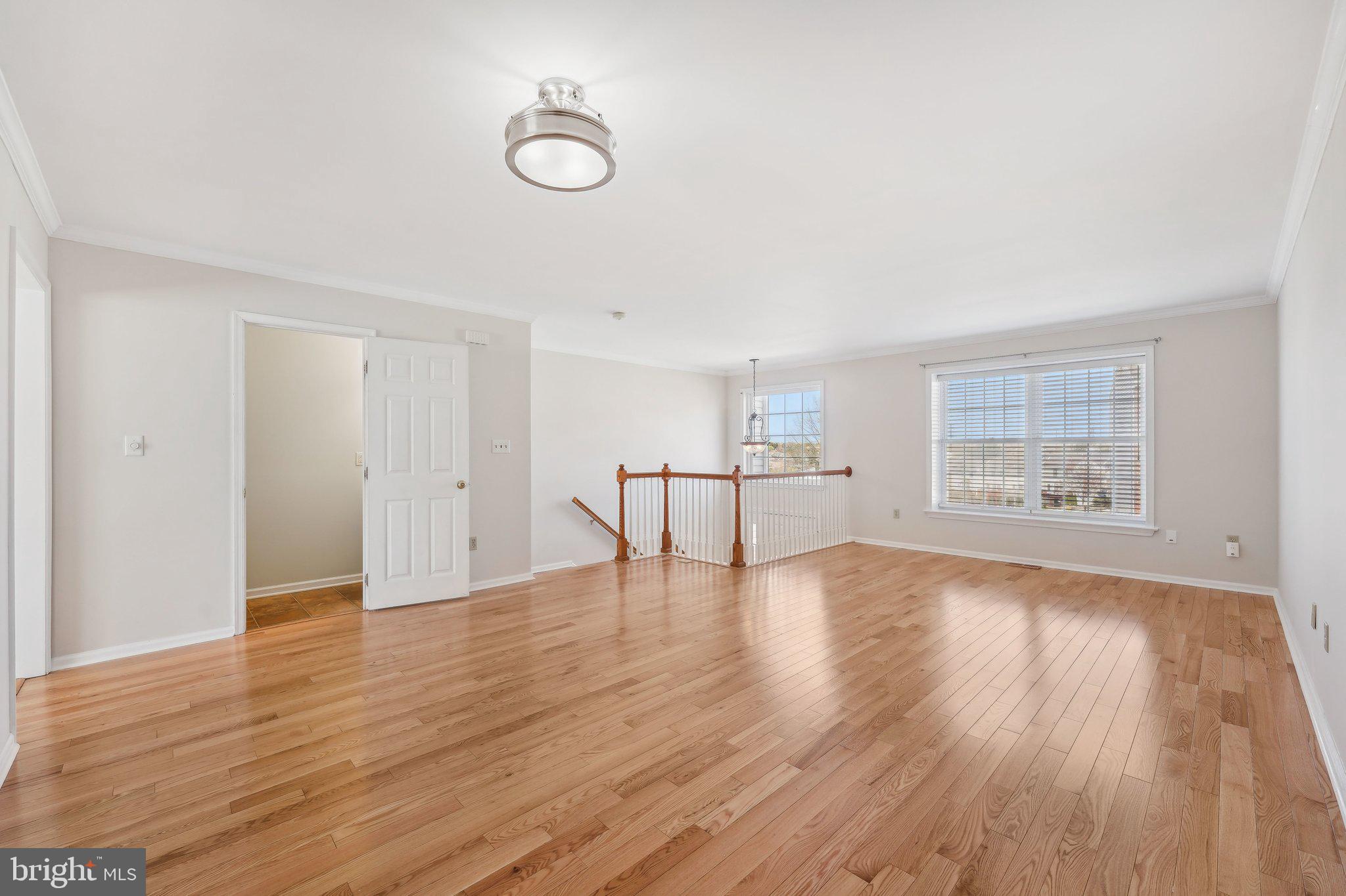 MARKET SQUARE - Residential