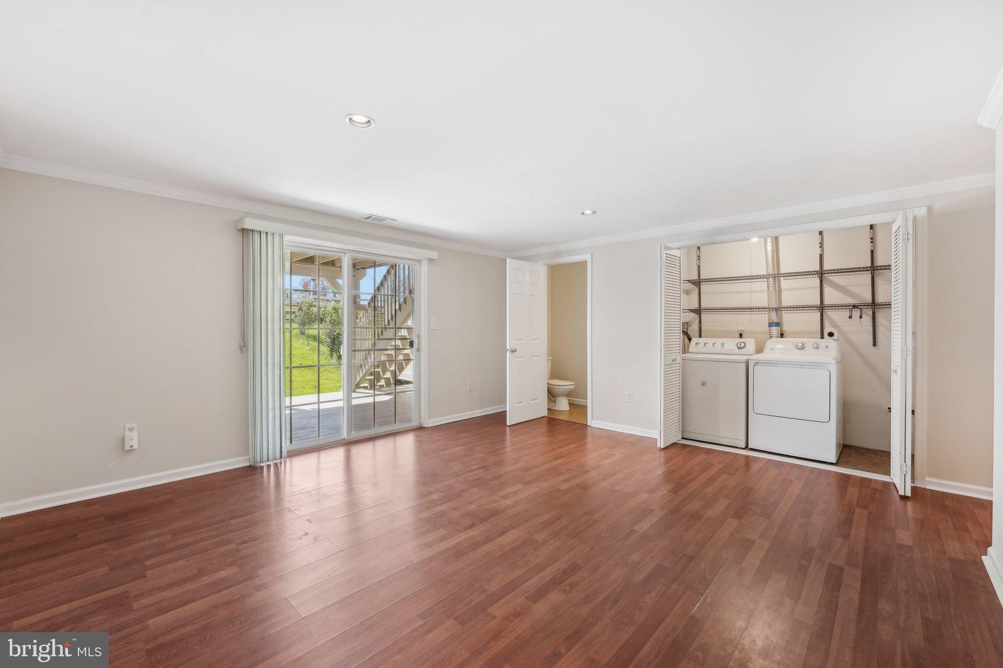 MARKET SQUARE - Residential