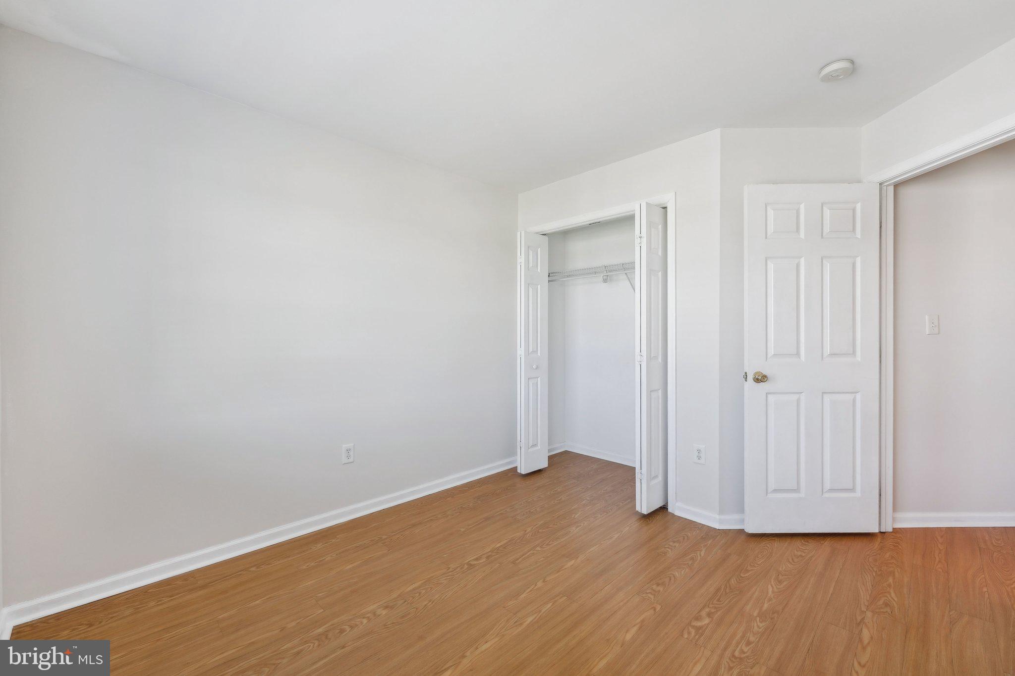 MARKET SQUARE - Residential