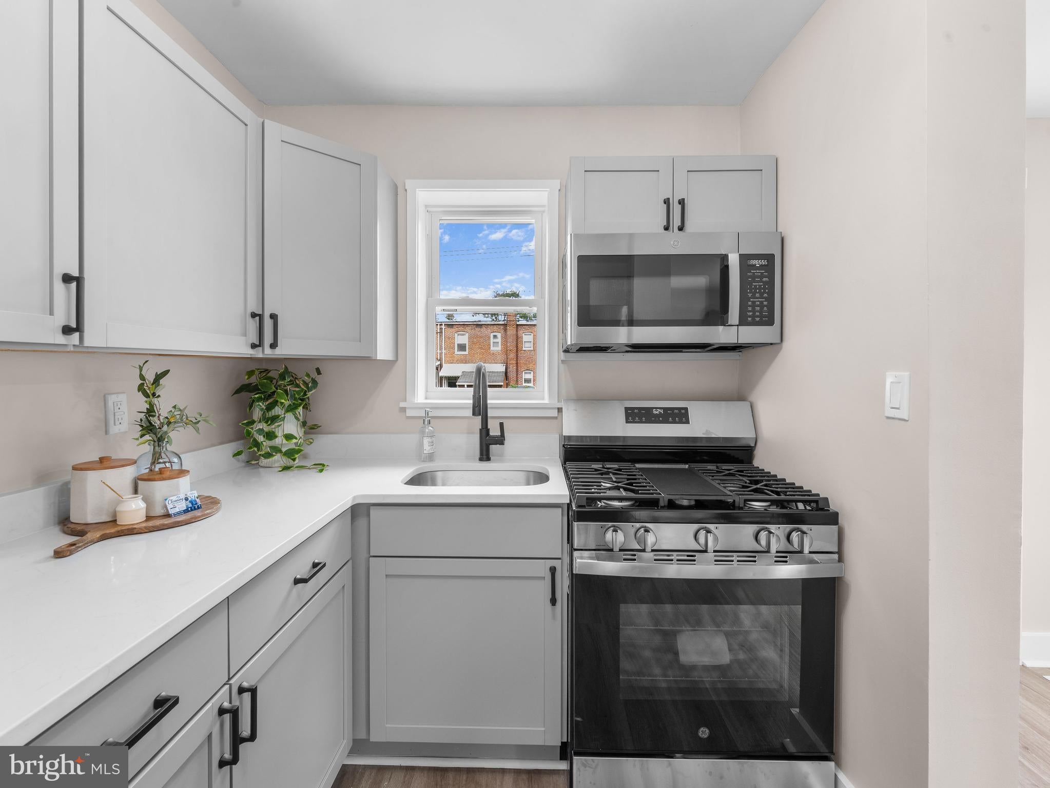 5337 PATRICK HENRY DRIVE