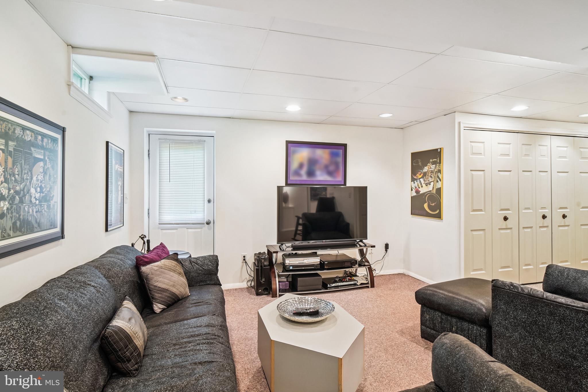 MILL CREEK TOWNE - Residential