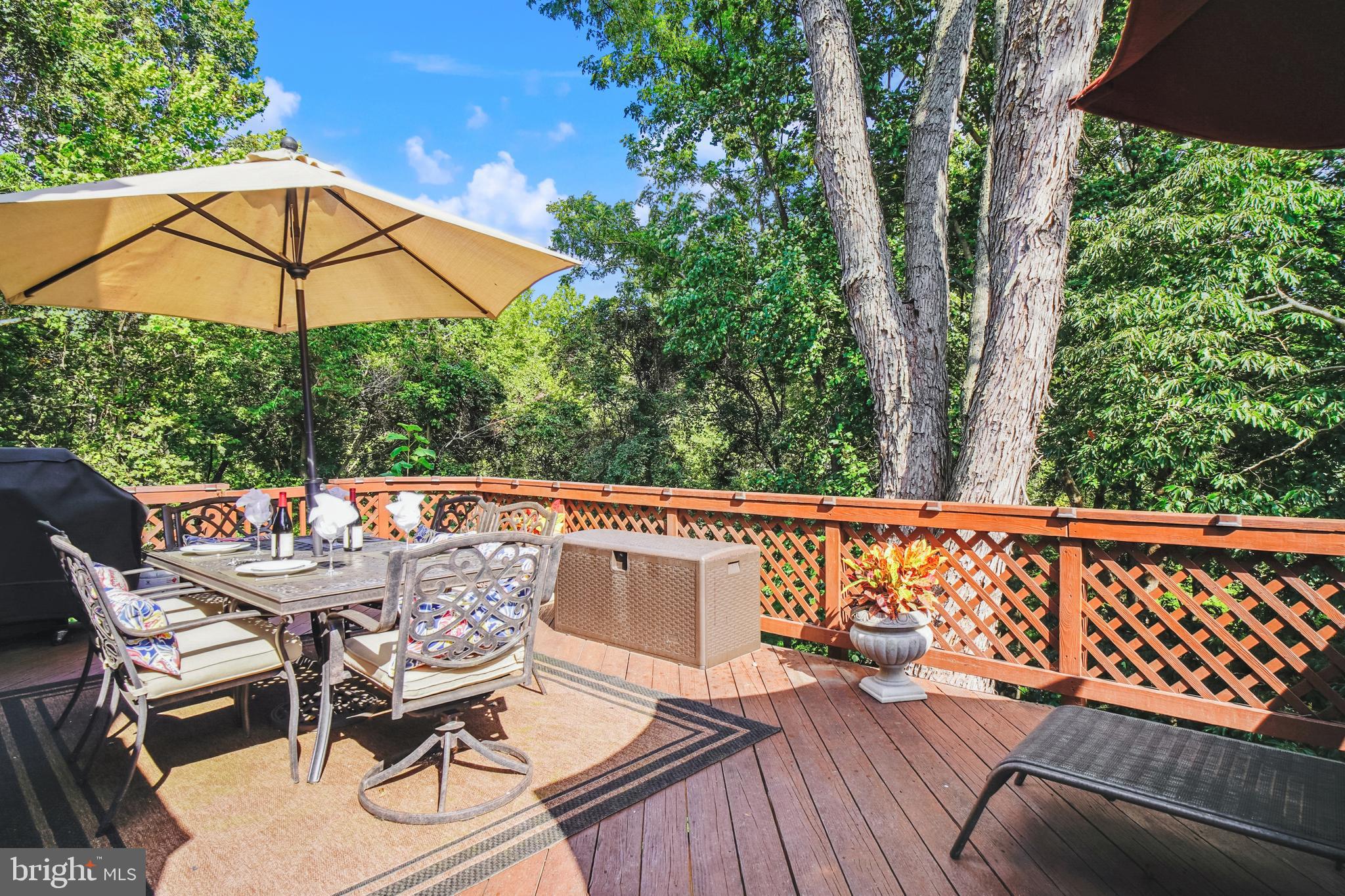 MILL CREEK TOWNE - Residential