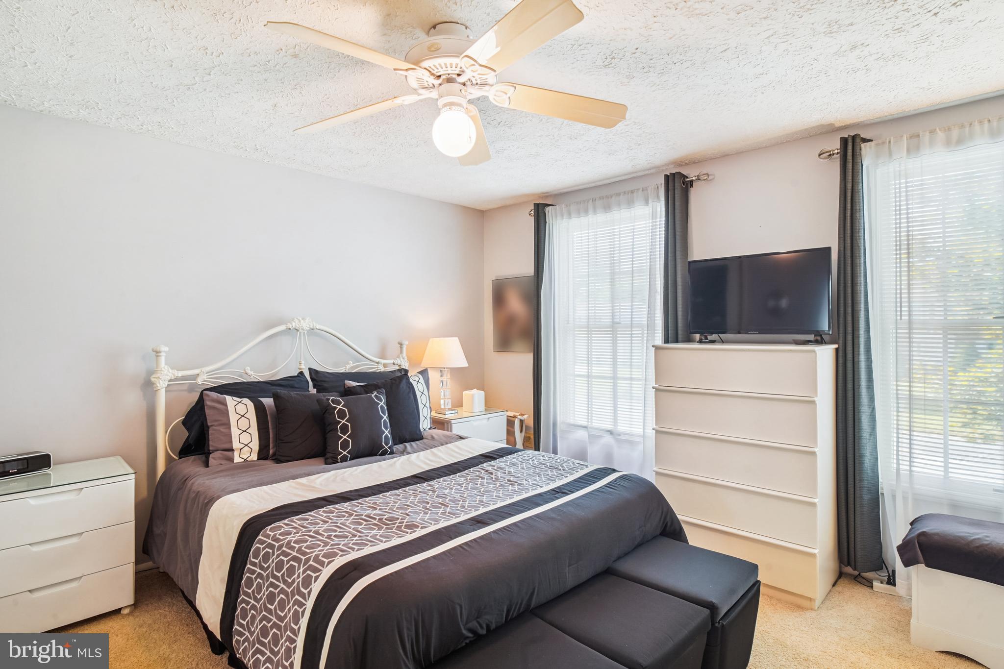 MILL CREEK TOWNE - Residential