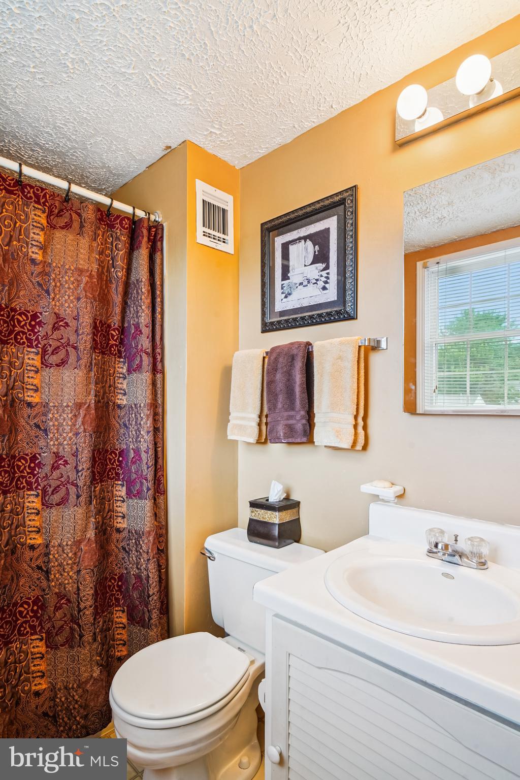 MILL CREEK TOWNE - Residential