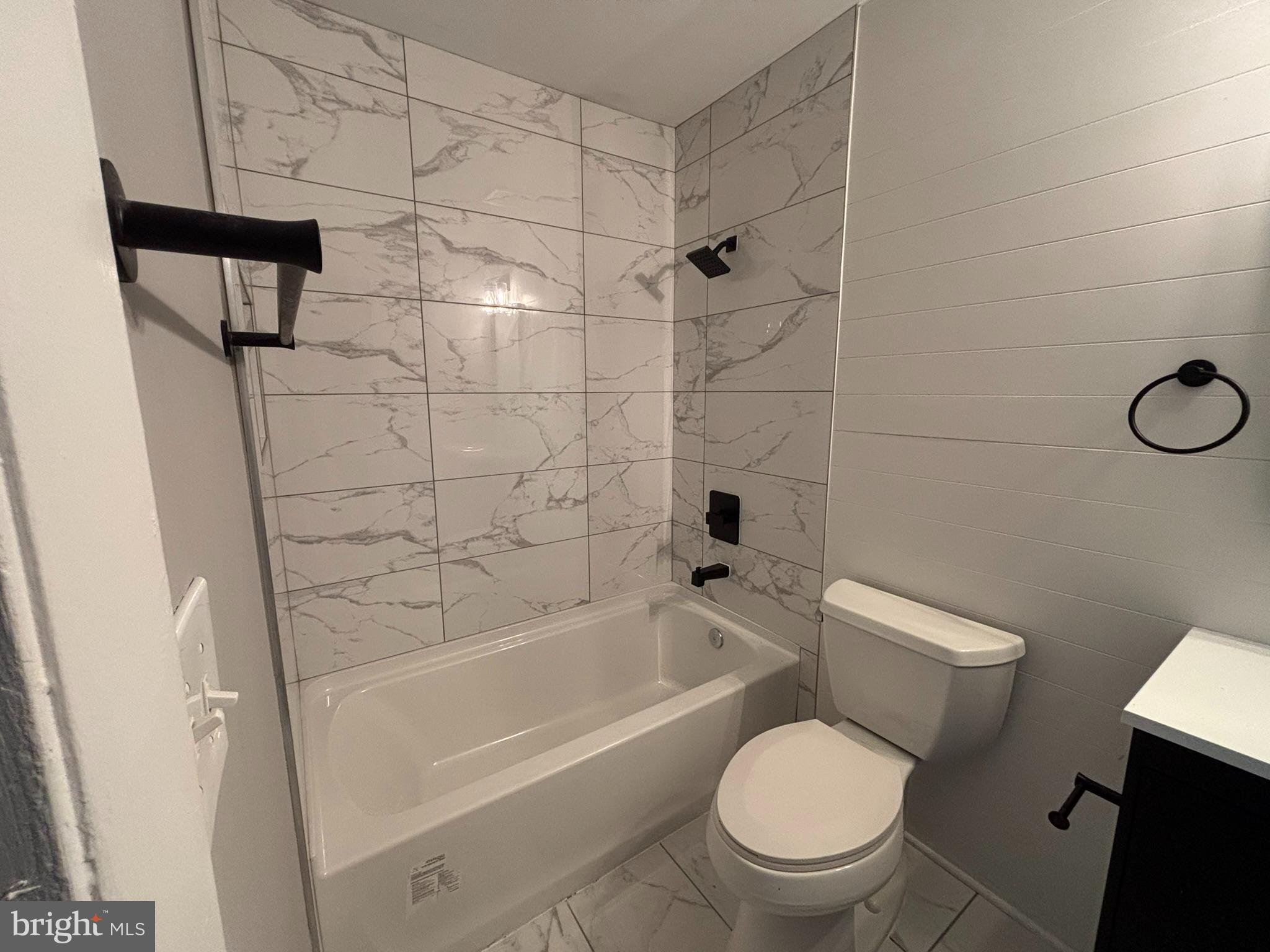 CHARLOTTE HALL - Residential