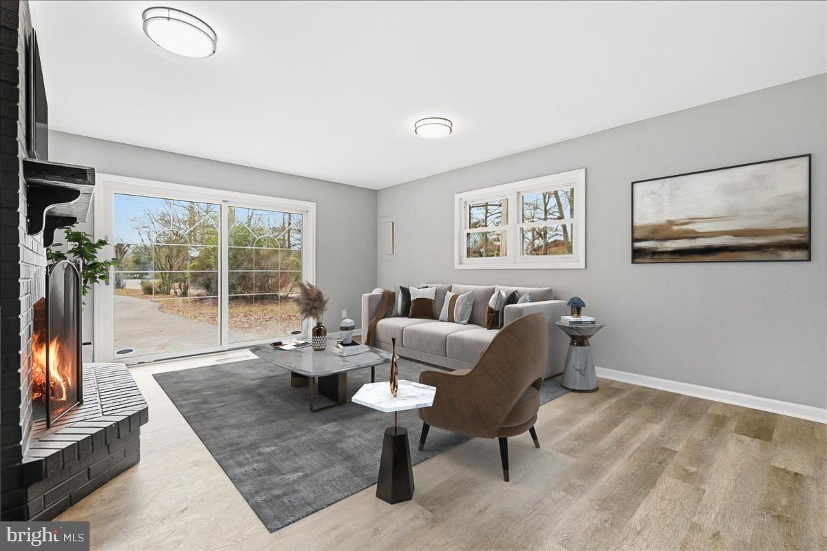 CHARLOTTE HALL - Residential