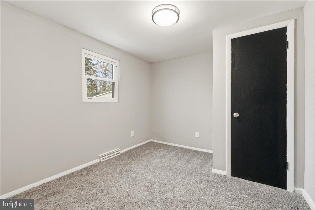 CHARLOTTE HALL - Residential