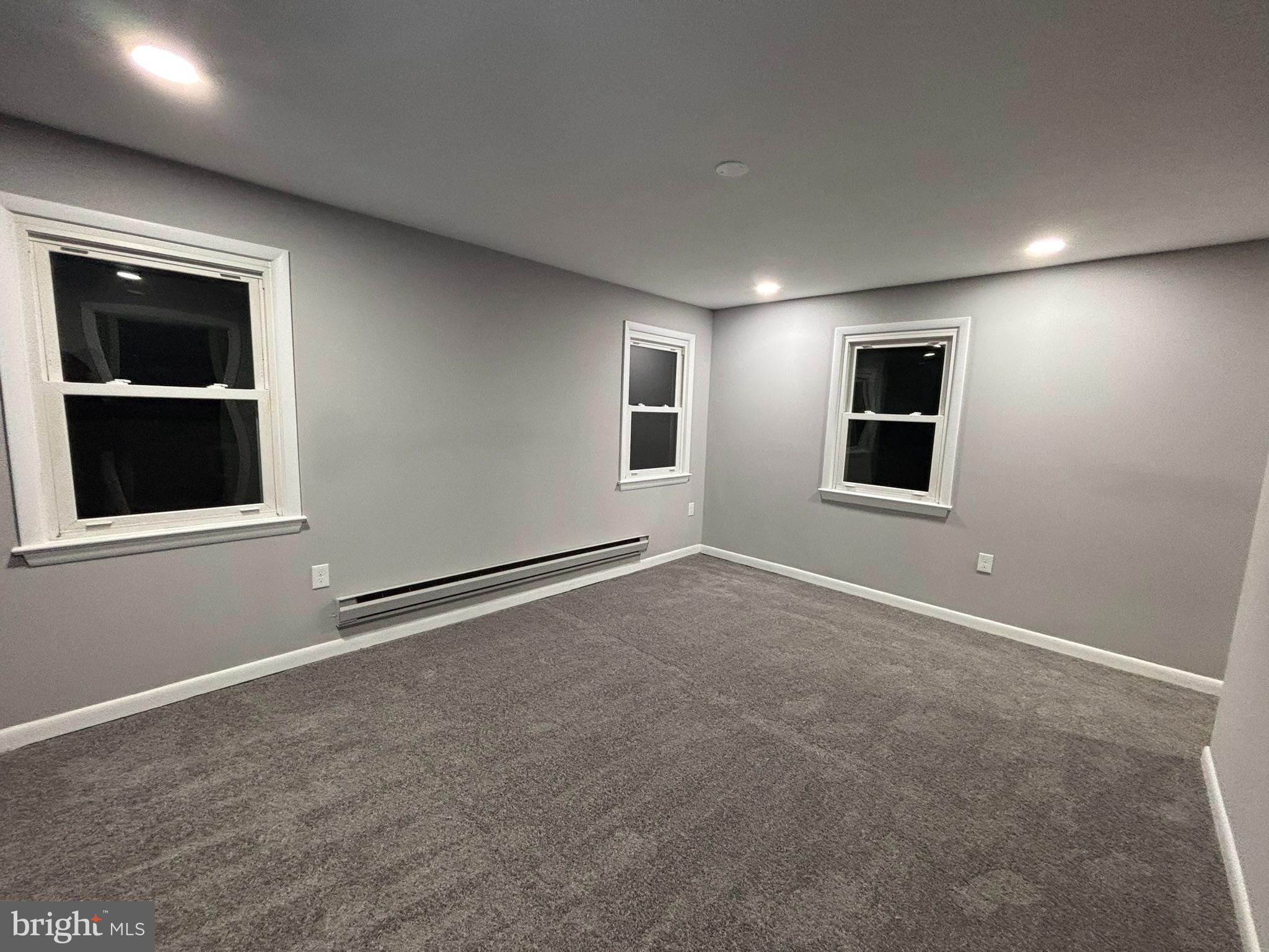 CHARLOTTE HALL - Residential