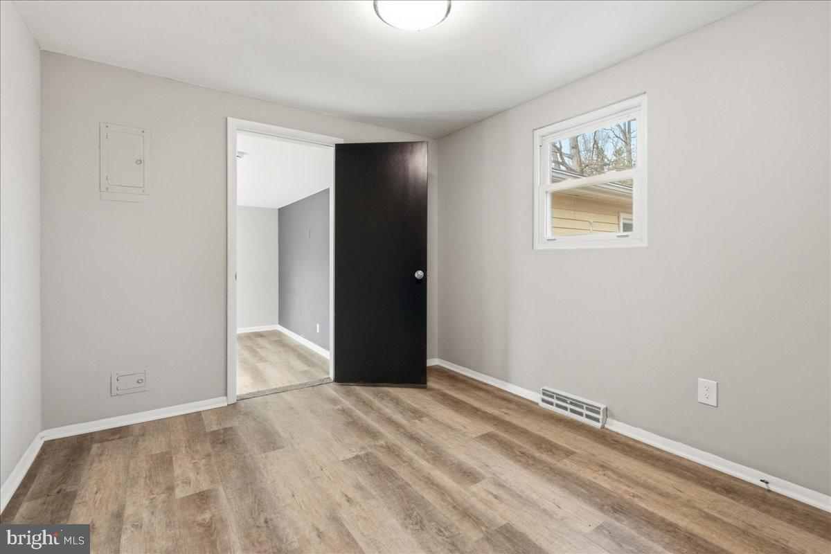 CHARLOTTE HALL - Residential