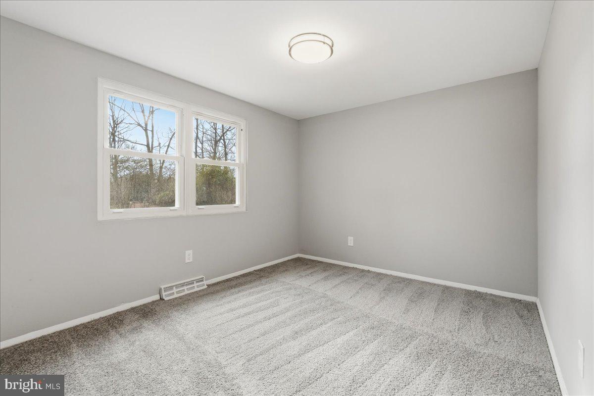 CHARLOTTE HALL - Residential