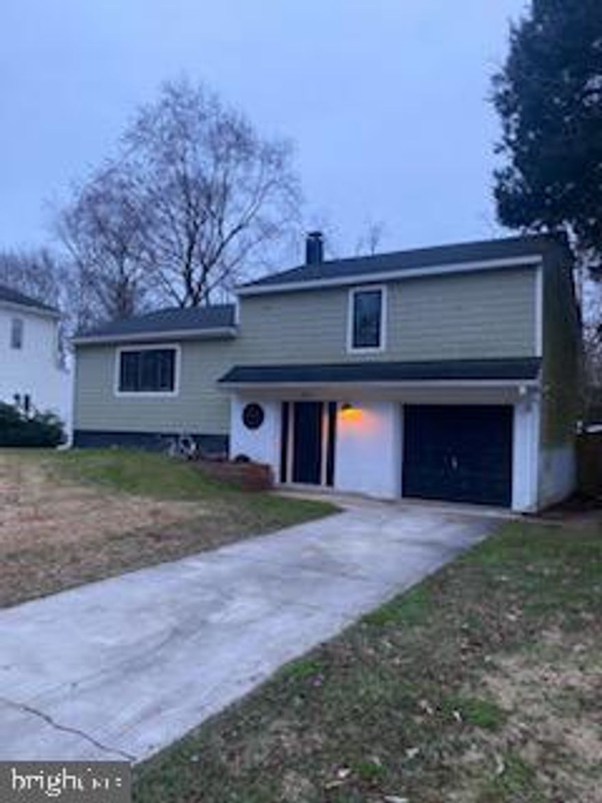 Update Property Description: PRICE REDUCED FOR FINAL TIME. LAST OPEN HOUSE THIS
WEEKEND, March 2-3HOUSE WILL GO UP FOR RENT(WITH OPTION),MONDAY, March 4th
Property 309 Hillsmere Dr, Annapolis, MD is a charming residence that was totally
renovated in 2018, with new roof ,siding, windows, kitchen and baths This single-family
home boasts a comfortable living space and presents a unique opportunity for potential
buyers.There is an OPTION to transform the garage into living space(additional cost) If this
is done, home will become a spacious 2200sf home giving ample room for various living
arrangements and personalization. The property spans three stories, providing an
enhanced sense of space and separation. The multi-level design allows for versatile use of
the living areas, accommodating different needs and preferences. The home's layout is
ideal for individuals, couples, or families seeking a comfortable and functional living space.
Situated on an expansive lot of 11,900 square feet, the property offers plenty of outdoor
space for various activities and potential expansions. The lot size presents opportunities
for gardening, outdoor entertainment, or even future additions to the home. The generous
outdoor area ensures that residents can enjoy the beautiful natural surroundings and
create their own private oasis The property's convenient location also provides easy
access to a range of amenities, including shopping centers, restaurants, schools, and
healthcare facilities. Commuting is made simple with major roads and highways in close proximity, ensuring easy travel to nearby cities and attractions.