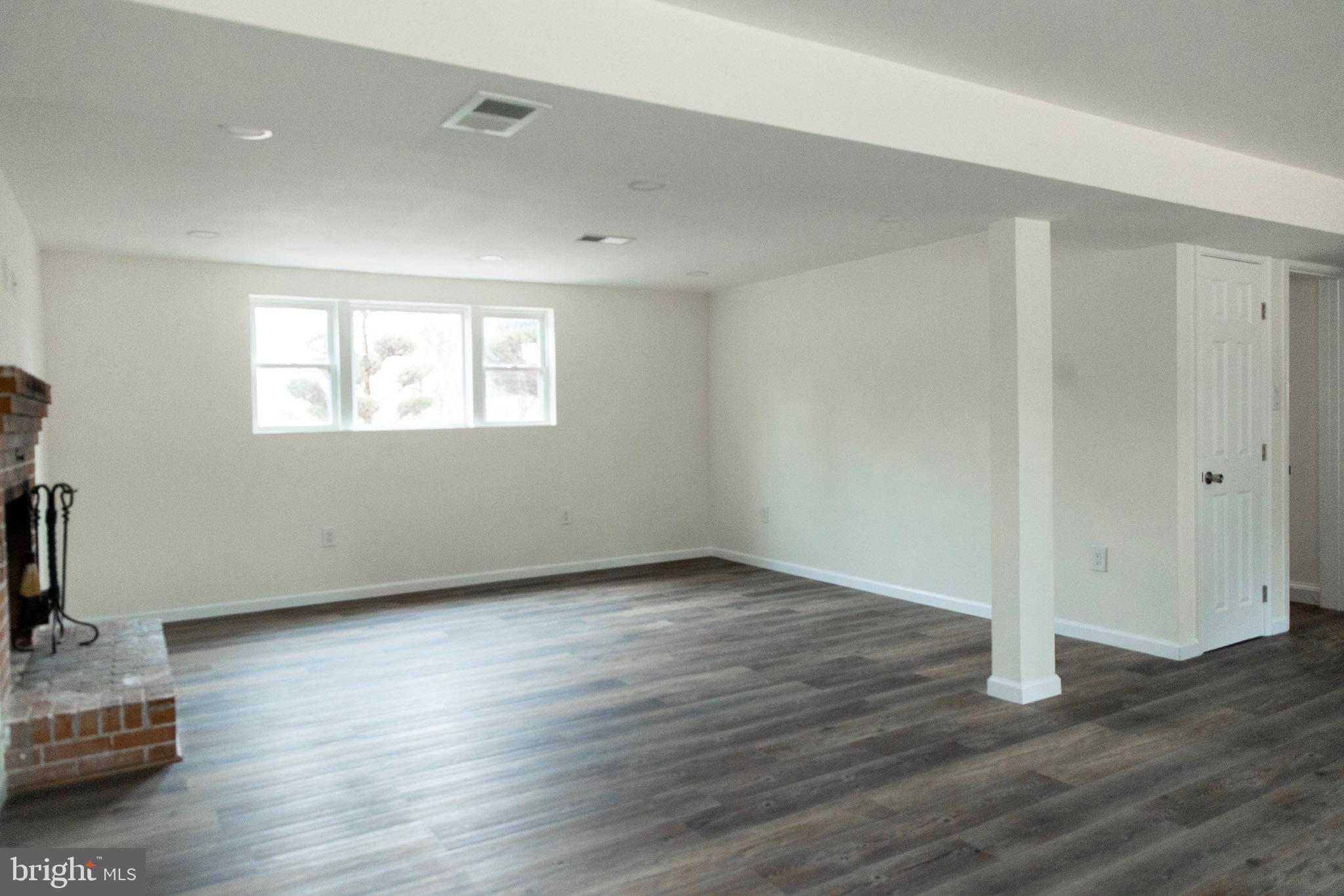 MARY-CATHERINE ESTATES - Residential