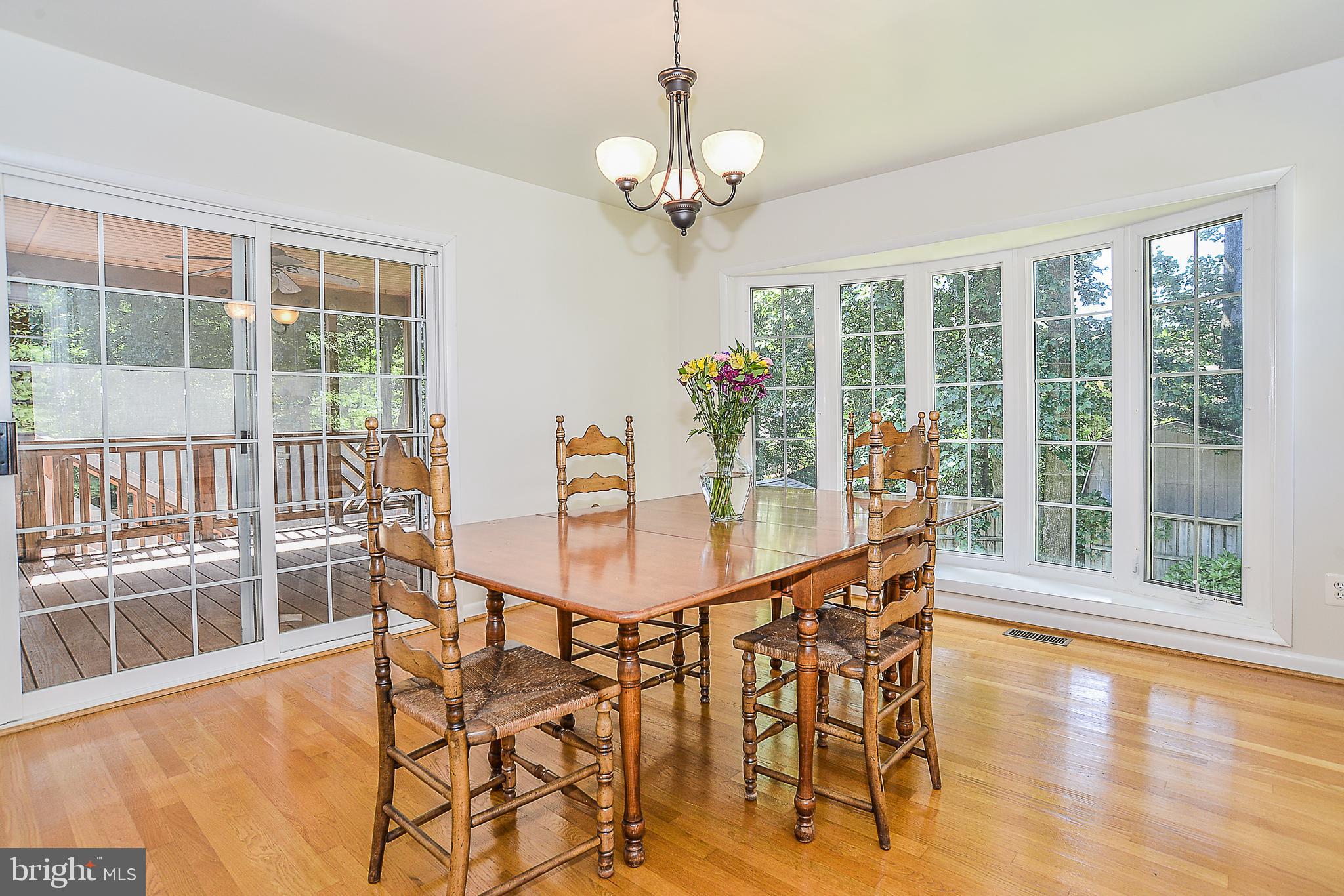 MOSBY WOODS - Residential Lease