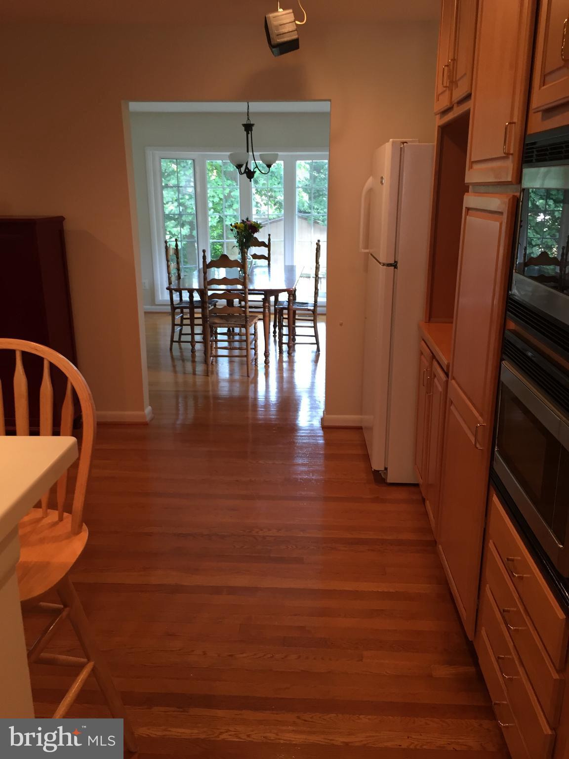 MOSBY WOODS - Residential Lease