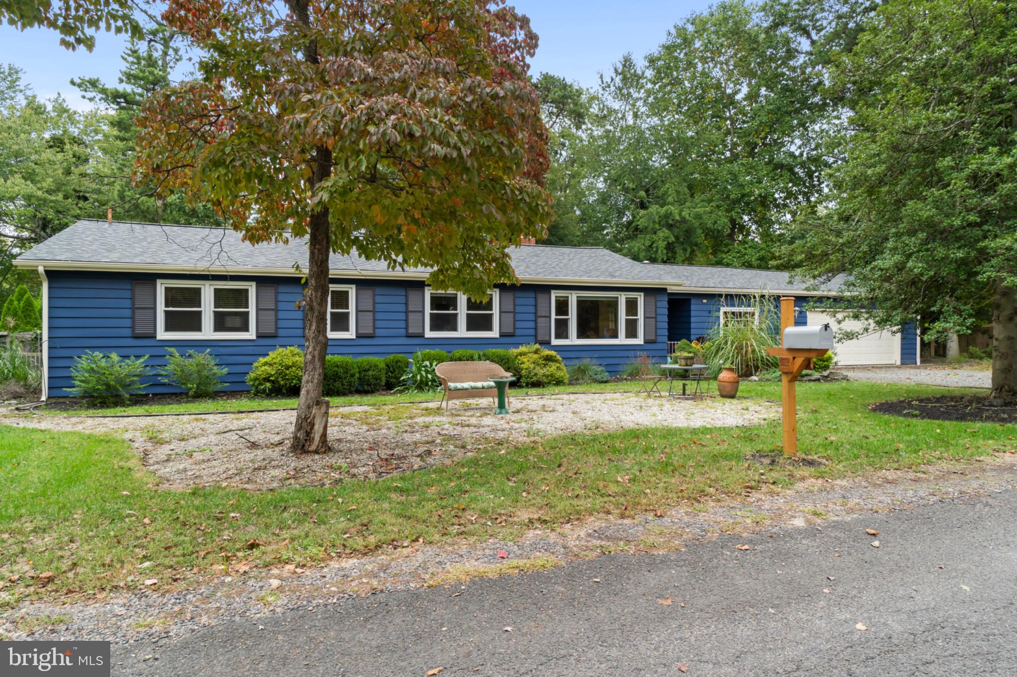 211 BRIARWOOD TRL