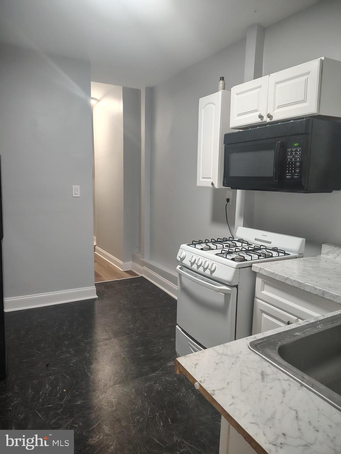 1114 N BOND STREET 1
