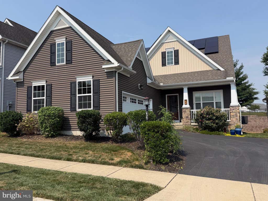 Photo of 33 Alderwood Way, LANCASTER, PA 17601 (MLS # PALA2092646)