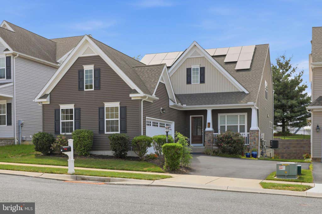 Photo of 33 Alderwood Way, LANCASTER, PA 17601 (MLS # PALA2092646)