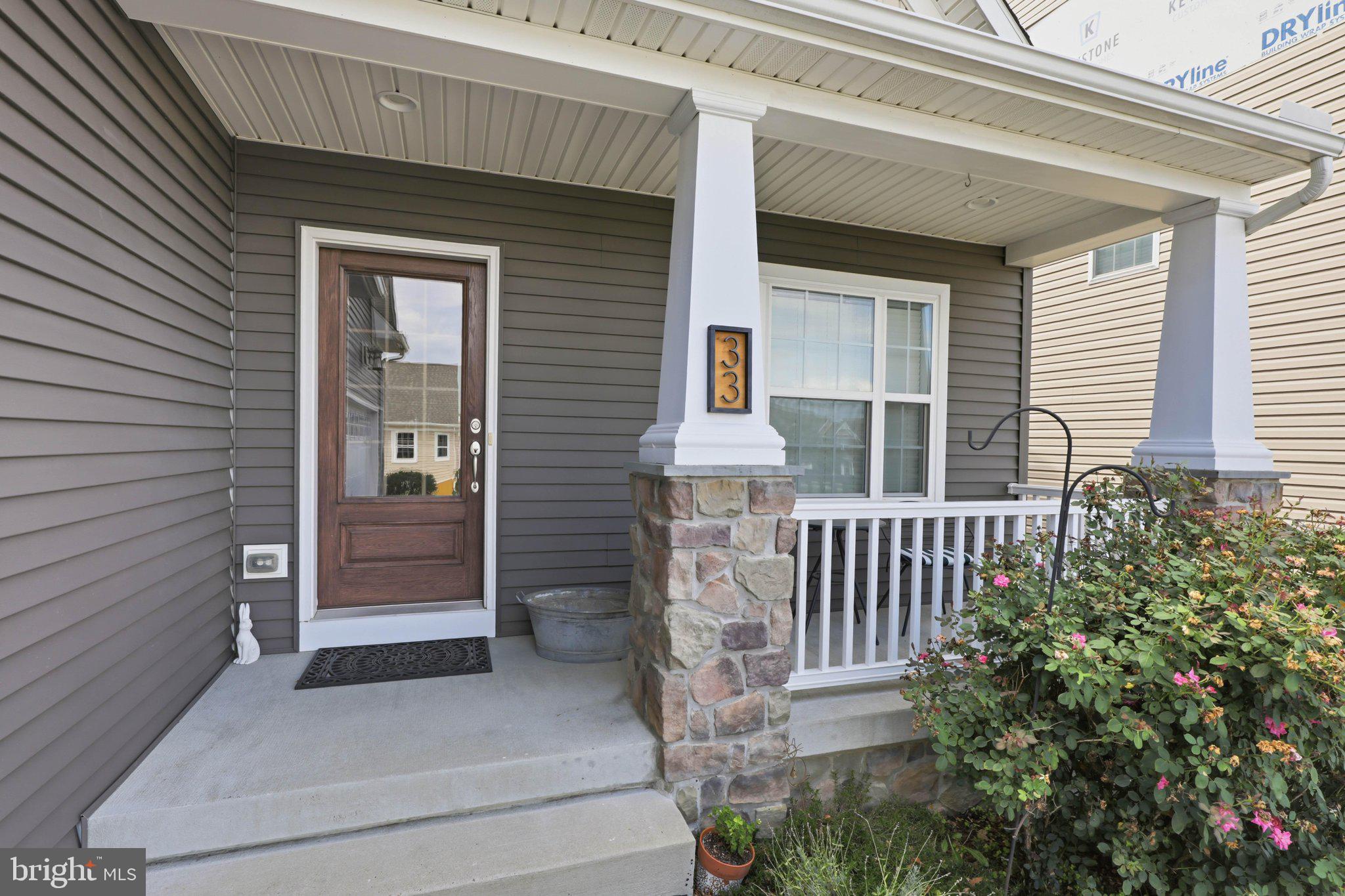 33 ALDERWOOD WAY