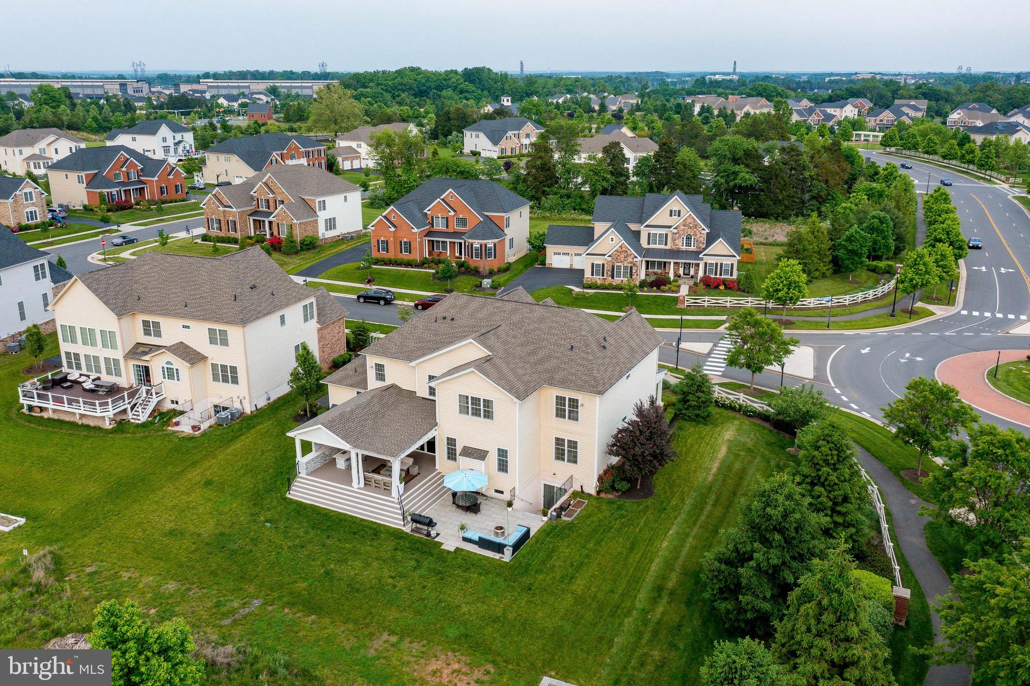 LENAH MILL - Residential