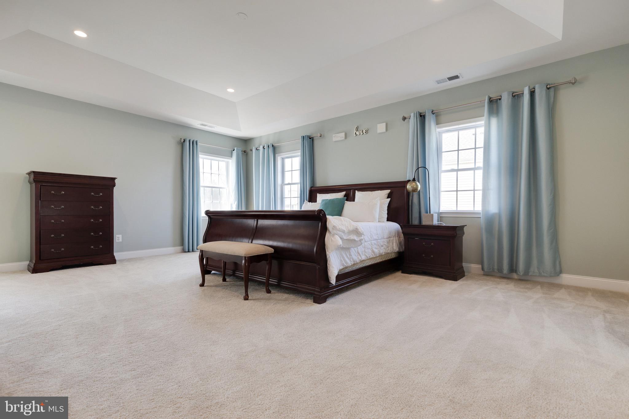 LENAH MILL - Residential