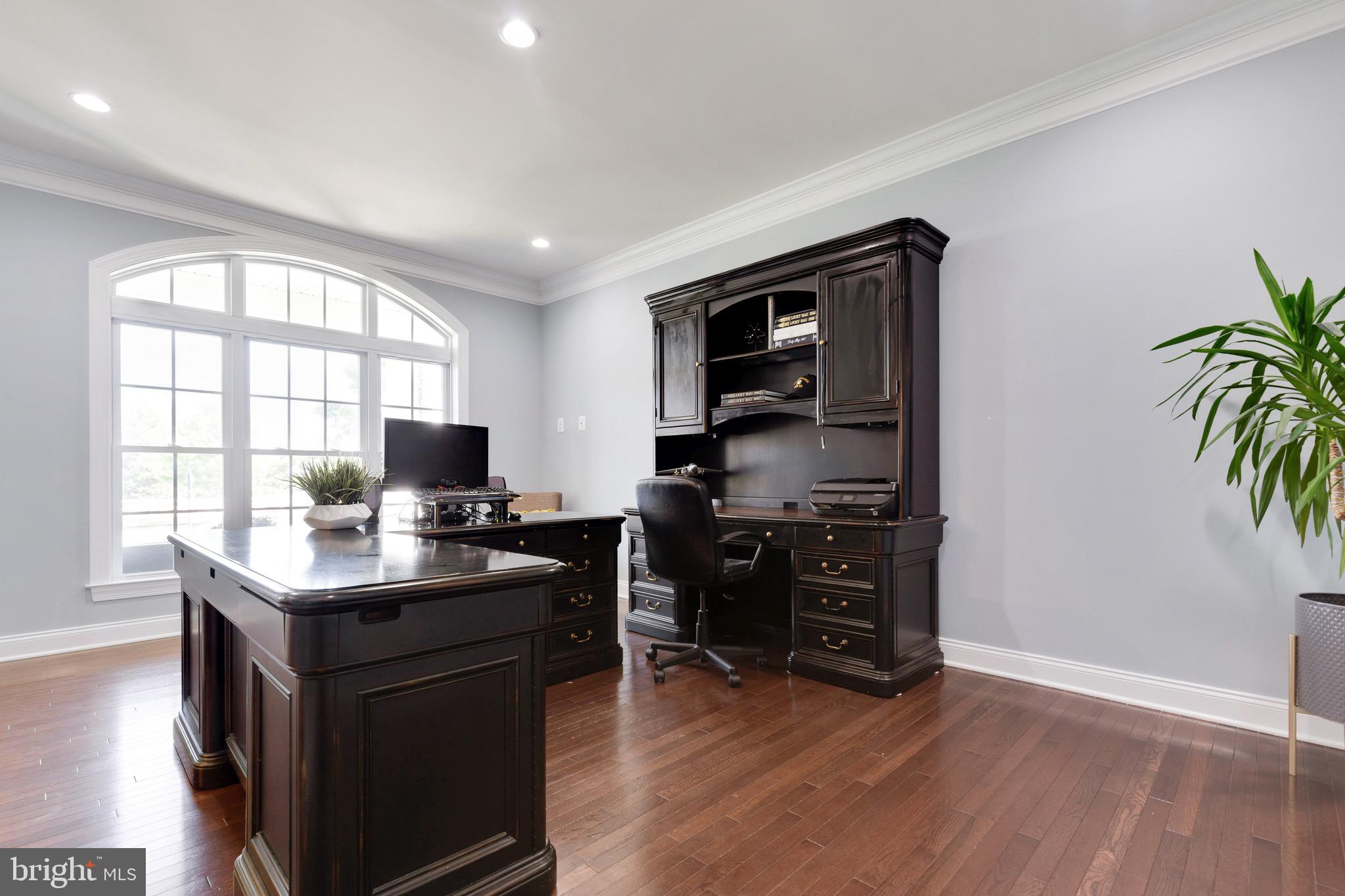 LENAH MILL - Residential