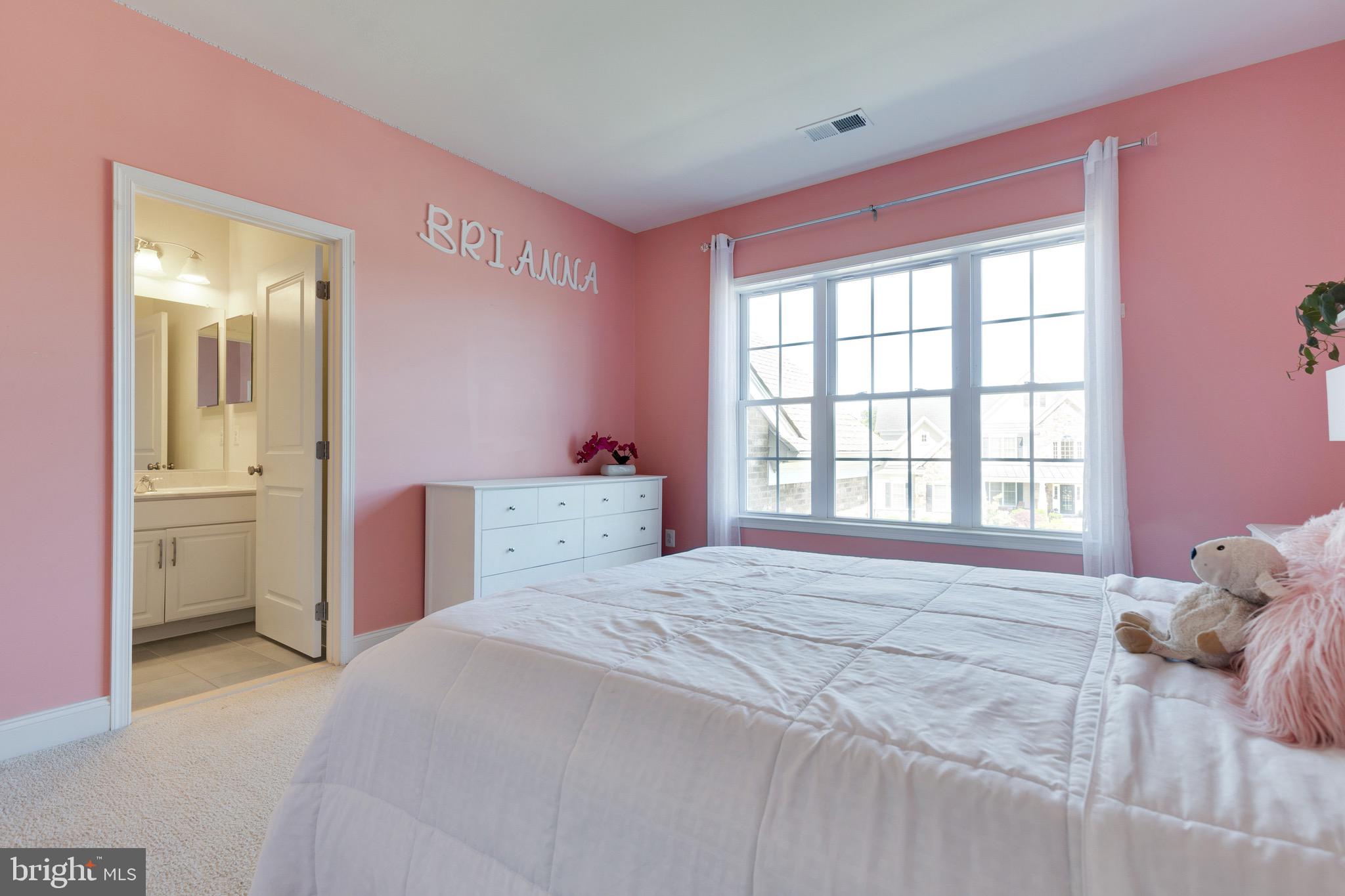 LENAH MILL - Residential